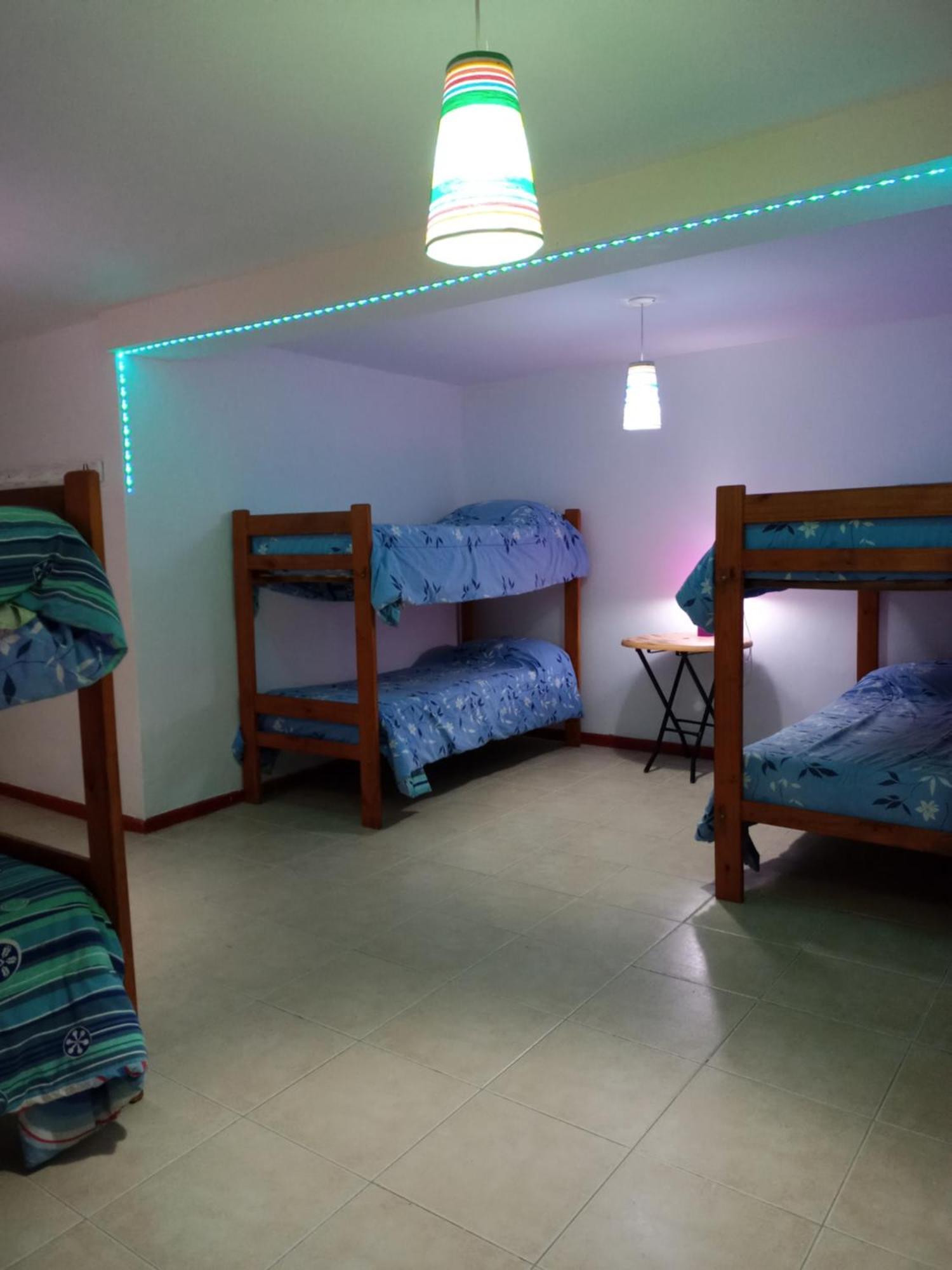 Complejo Aloha Hotel Puerto Piramides Phòng bức ảnh