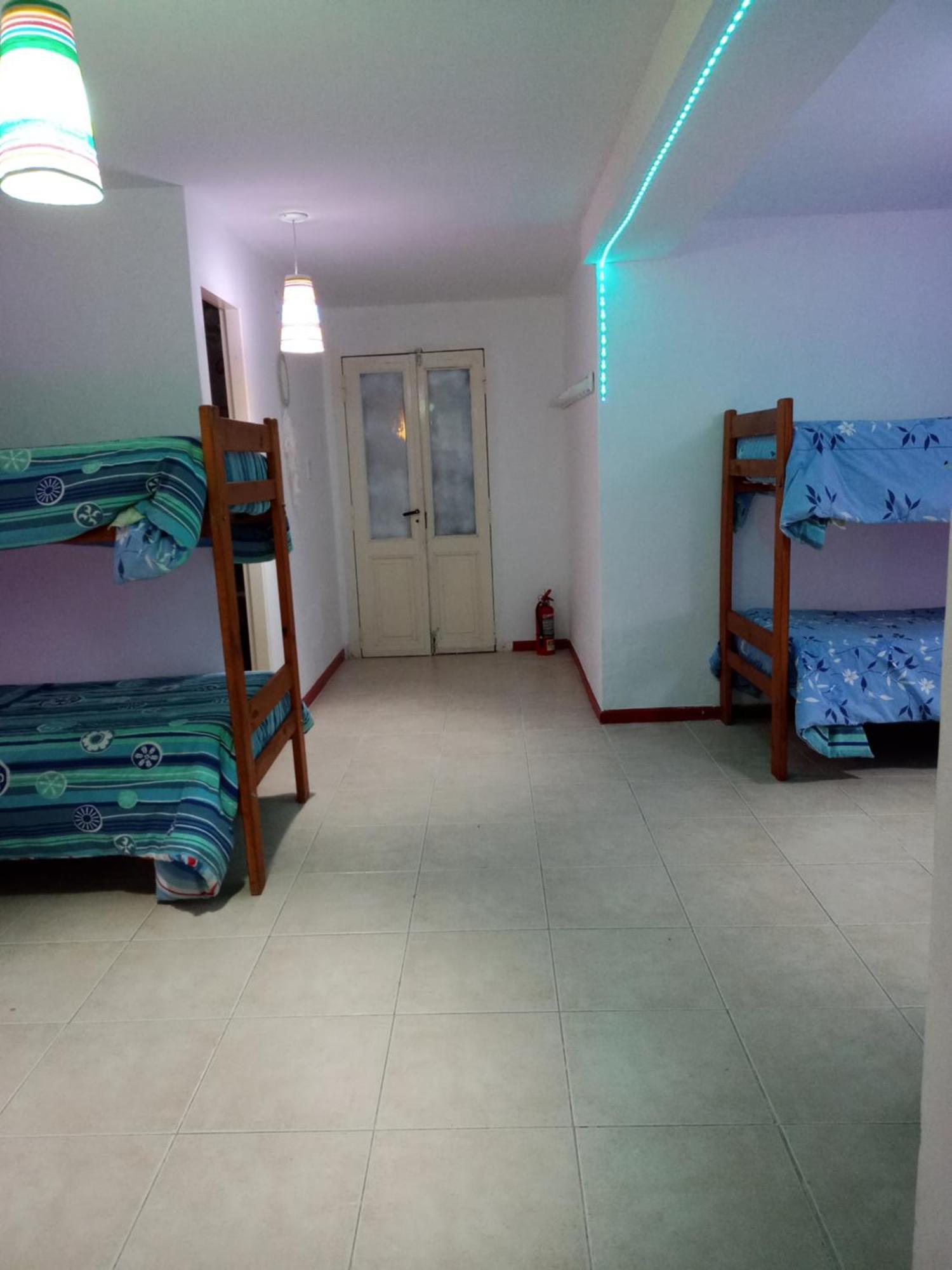 Complejo Aloha Hotel Puerto Piramides Phòng bức ảnh